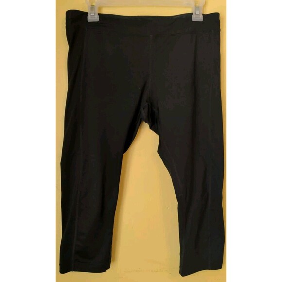 NIKE DRI FIT Running Capri Crop Black Athletic Running Pants Pocket Size Large - Picture 1 of 7
